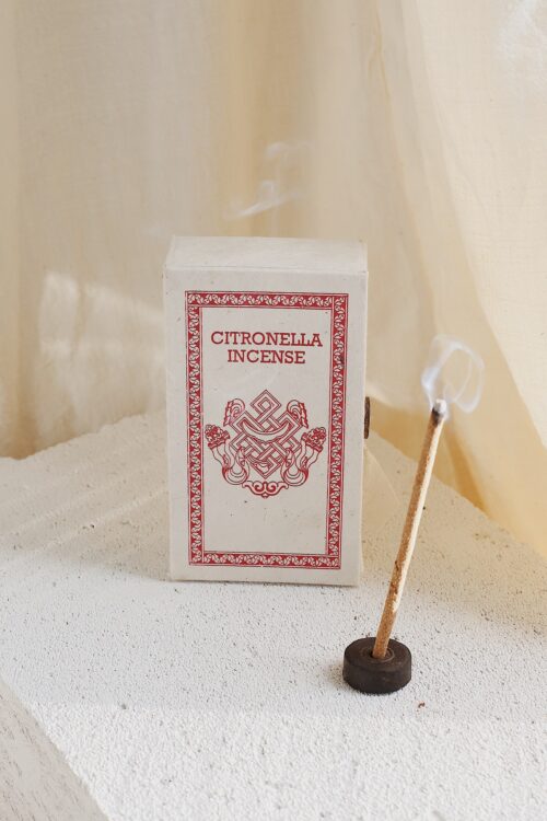 Kadzidła naturalne patyczkowe – zapach Citronella 44szt. z podstawką Stupa Incense